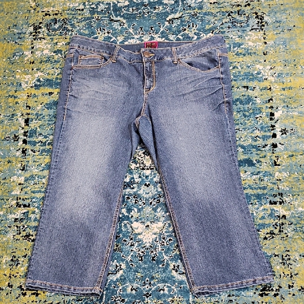 Torrid Size 24 Blue Ankle Cropped Jeans Casual Wear